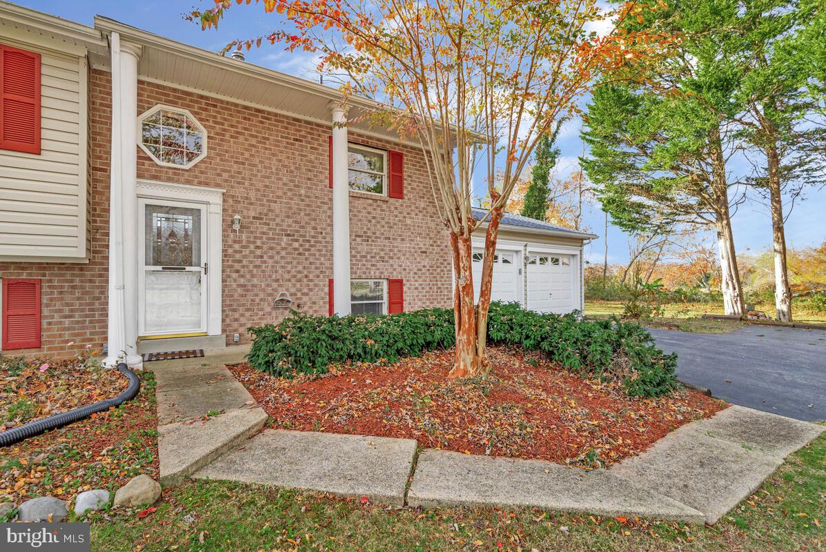 EMERALD COVE - Residential