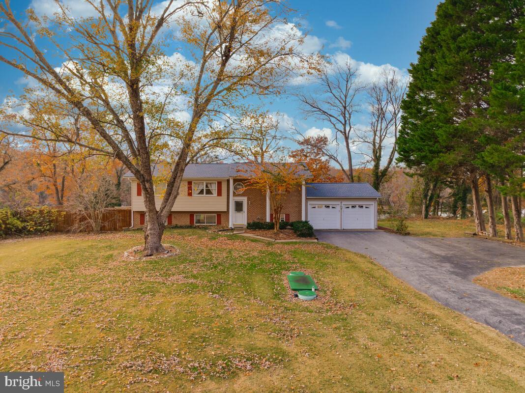 EMERALD COVE - Residential