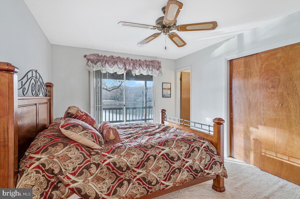 EMERALD COVE - Residential