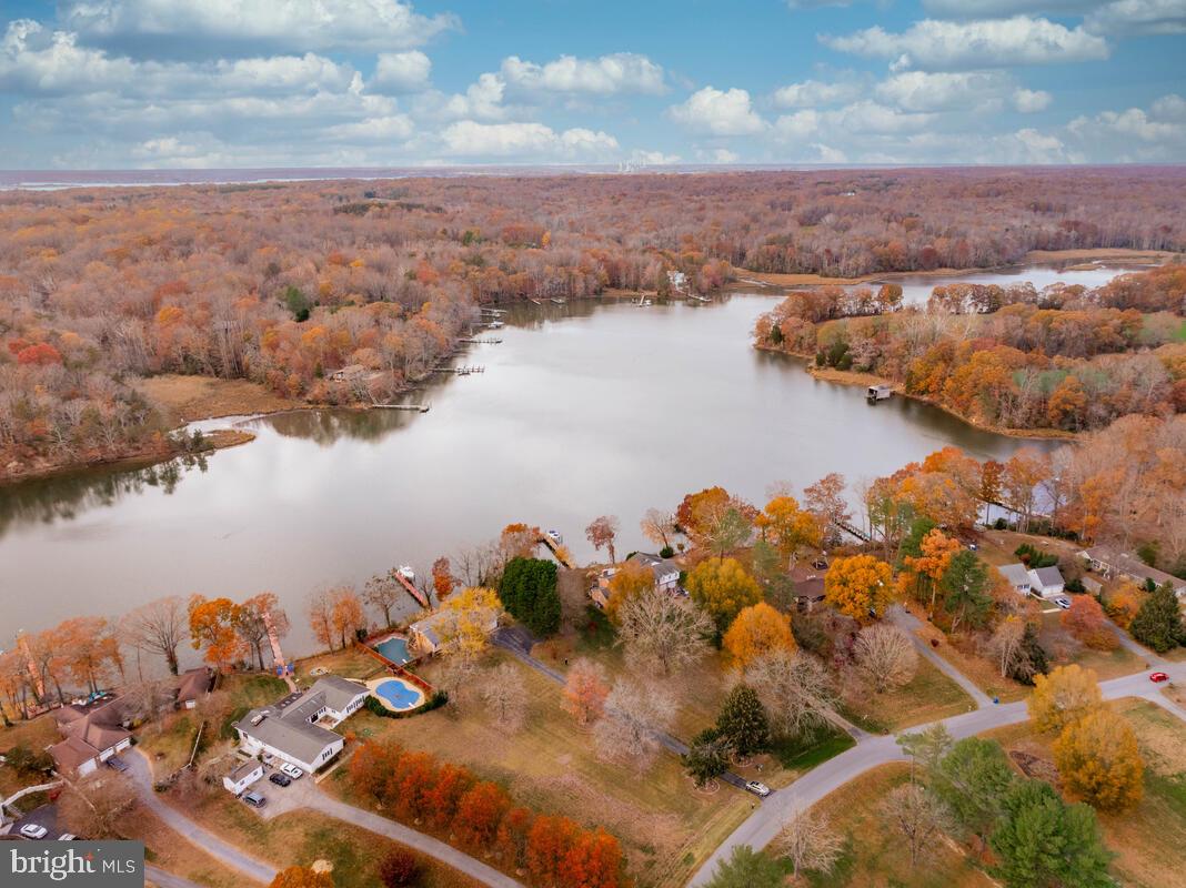 EMERALD COVE - Residential