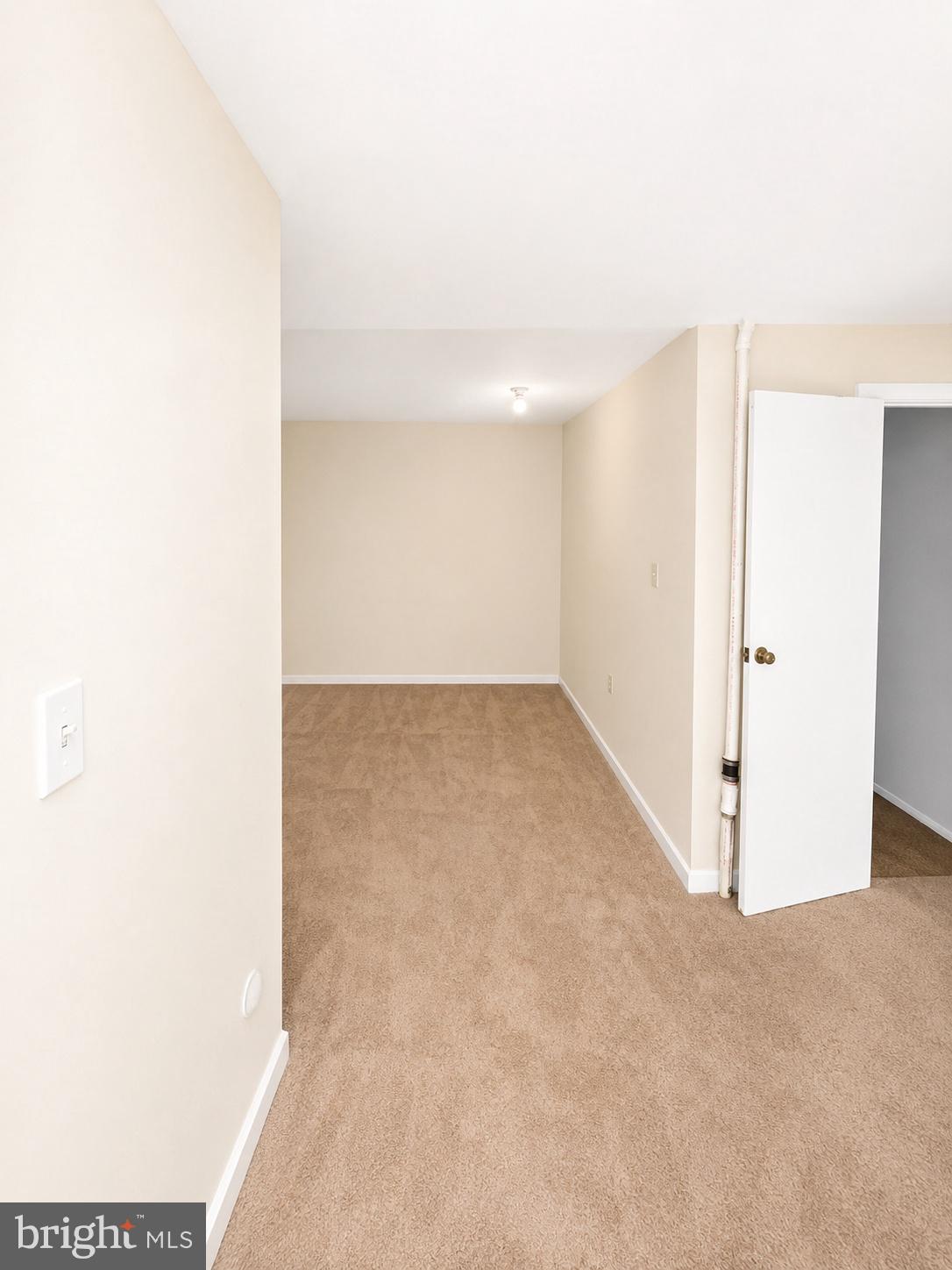 THE MEADOWS OF MANOR FARMS - Residential