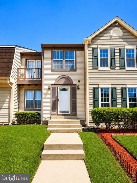 Townhouse For Sale - 303 Meadow Way<br/> LANDOVER, MD 20785