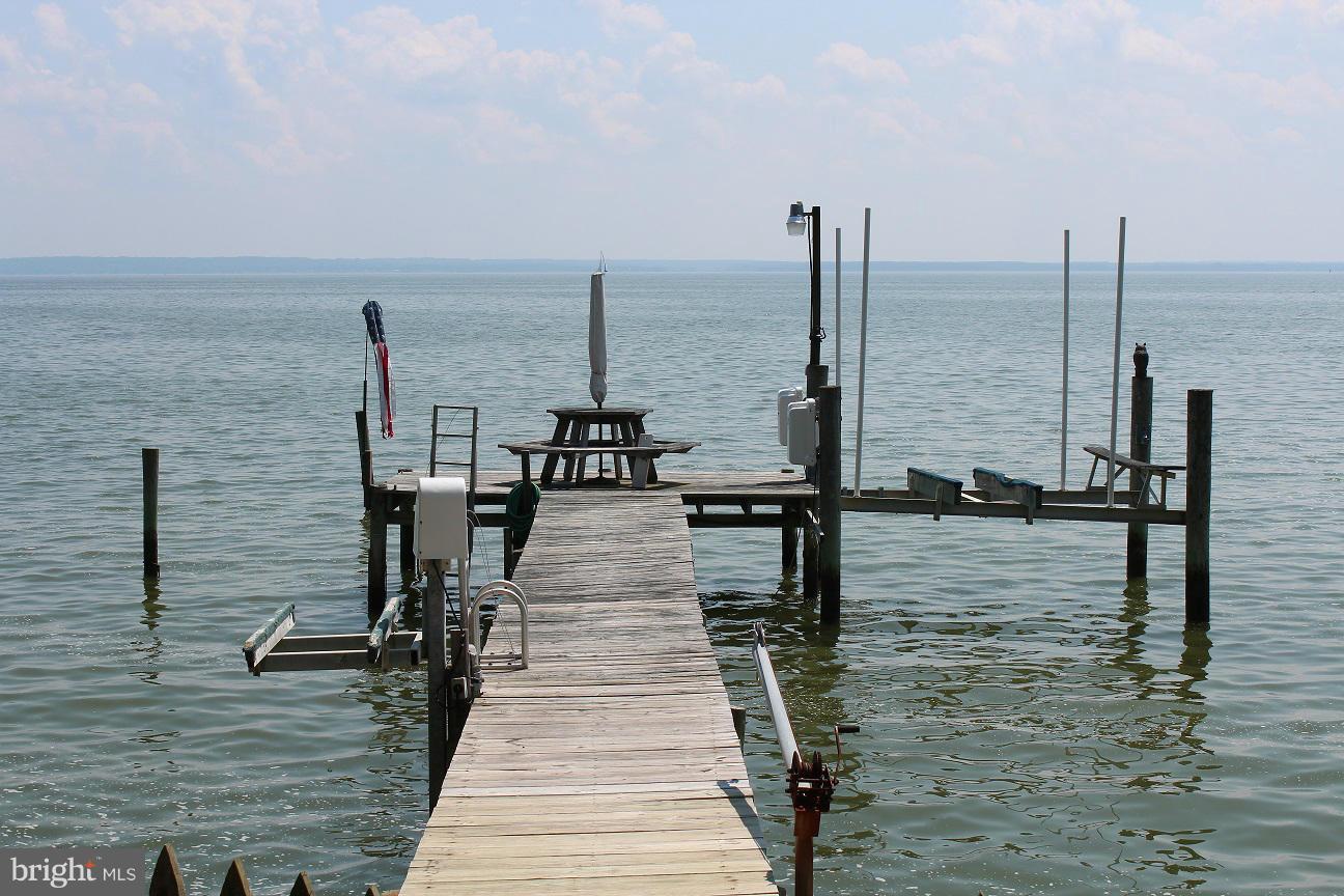 COBB ISLAND - Residential