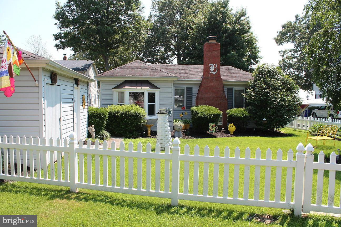 COBB ISLAND - Residential