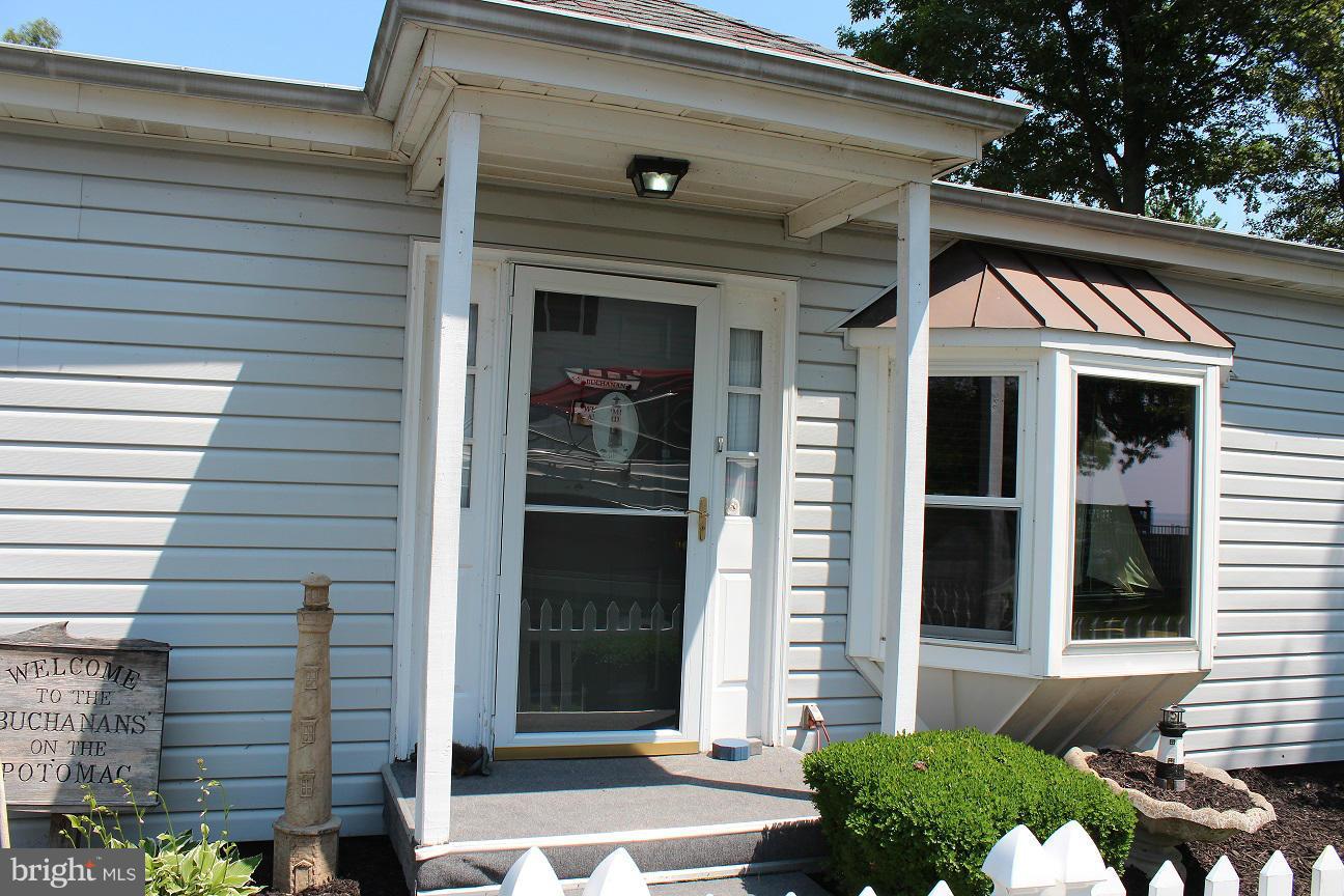 COBB ISLAND - Residential