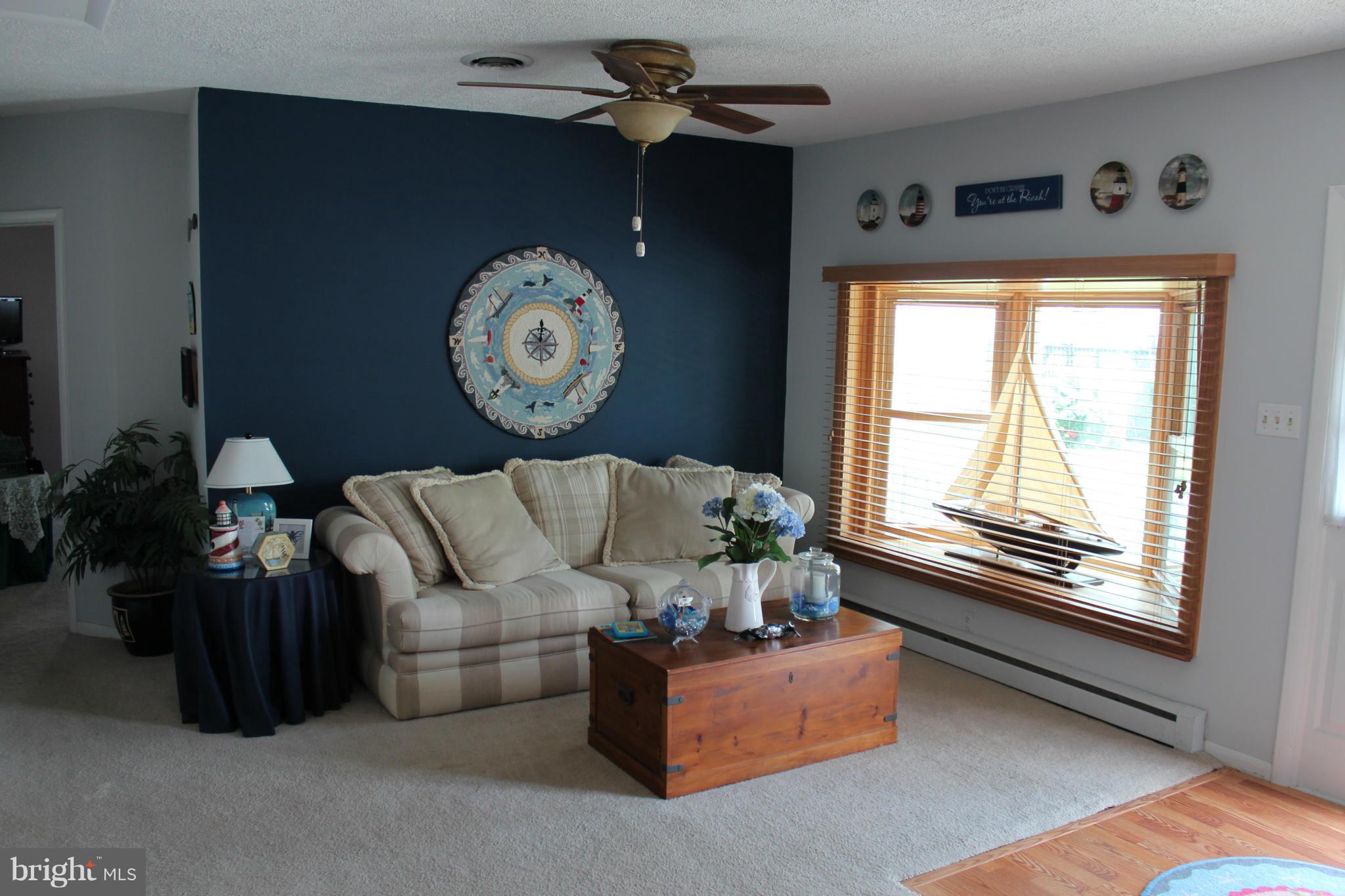 COBB ISLAND - Residential