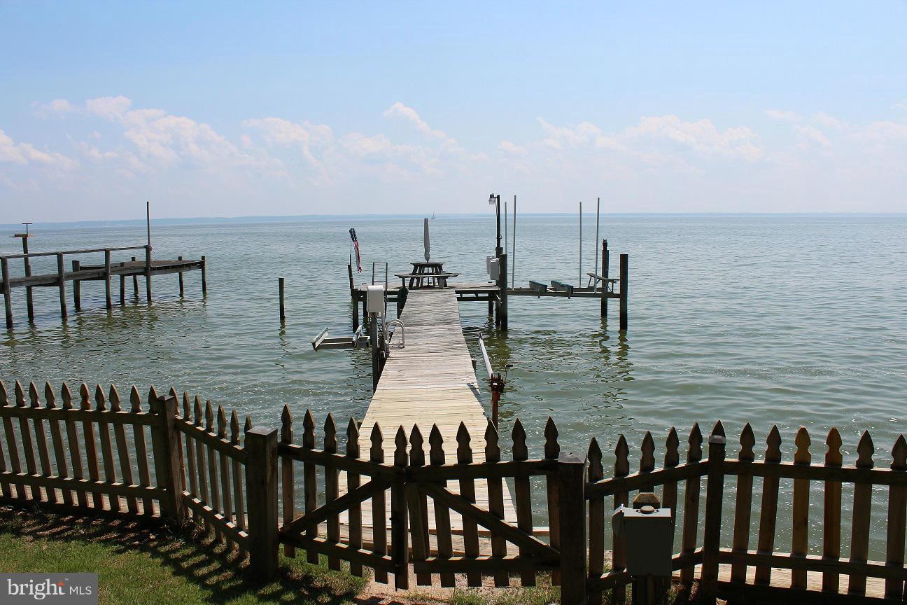 COBB ISLAND - Residential