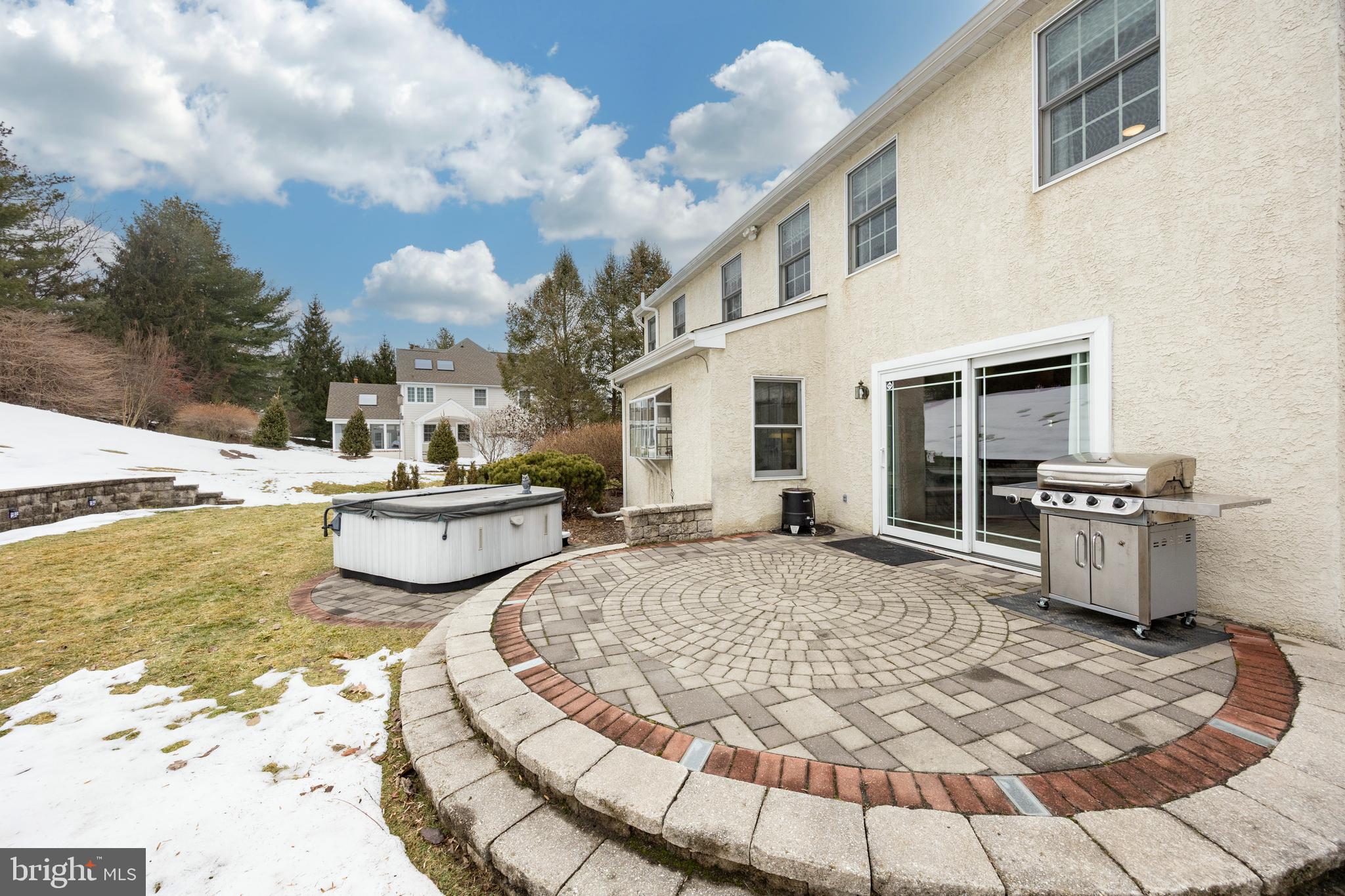 VALLEY FORGE MTN - Residential