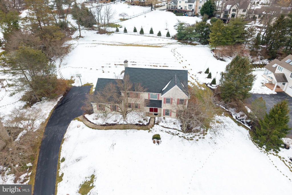 Photo of 35 Oakwood Lane, PHOENIXVILLE, PA 19460 (MLS # PACT2118300)