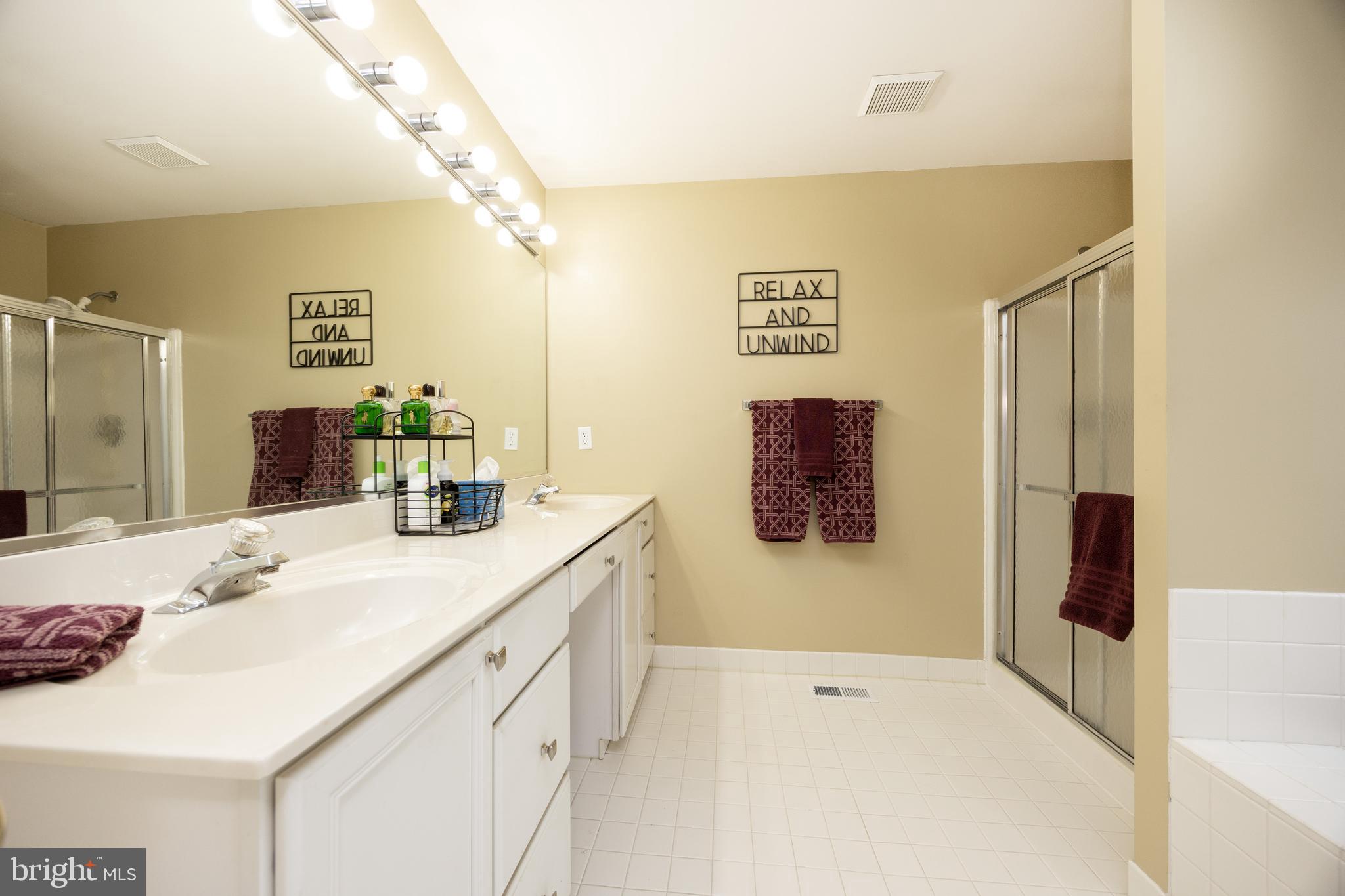 VALLEY FORGE MTN - Residential