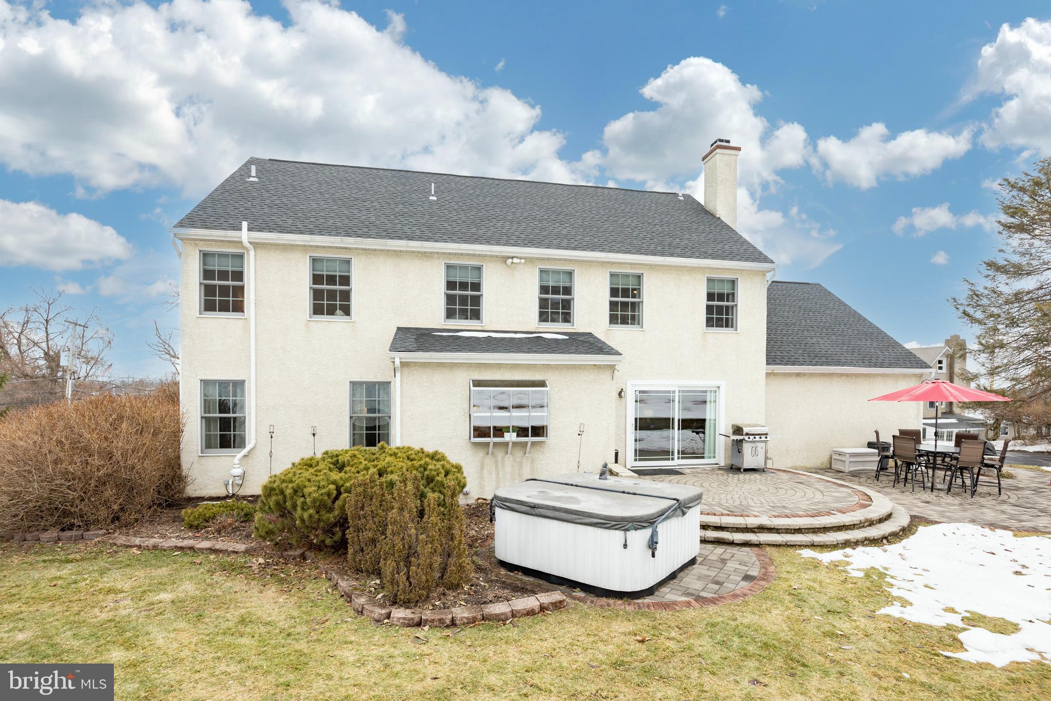 VALLEY FORGE MTN - Residential