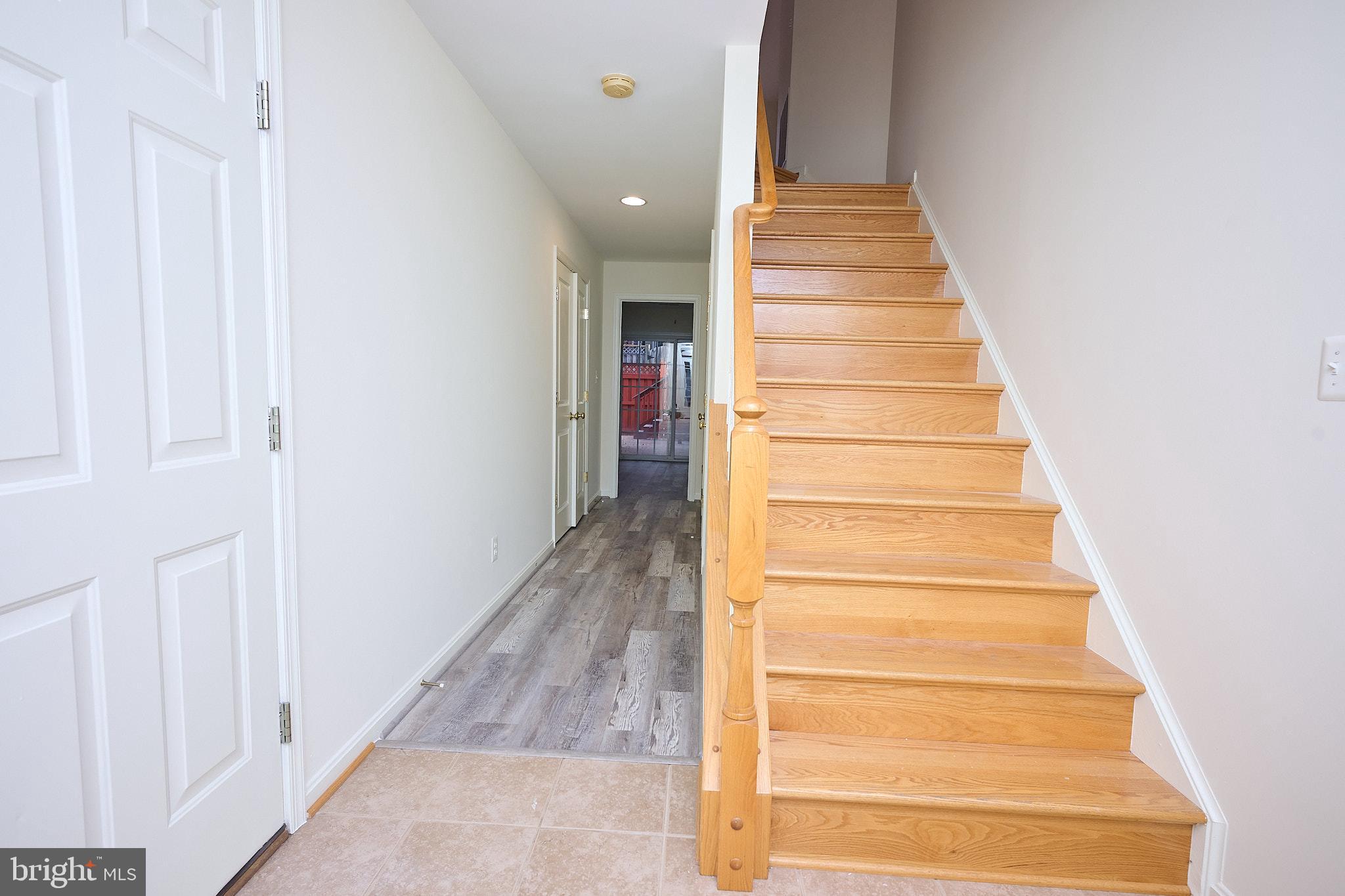 BROADLANDS SOUTH - Residential Lease