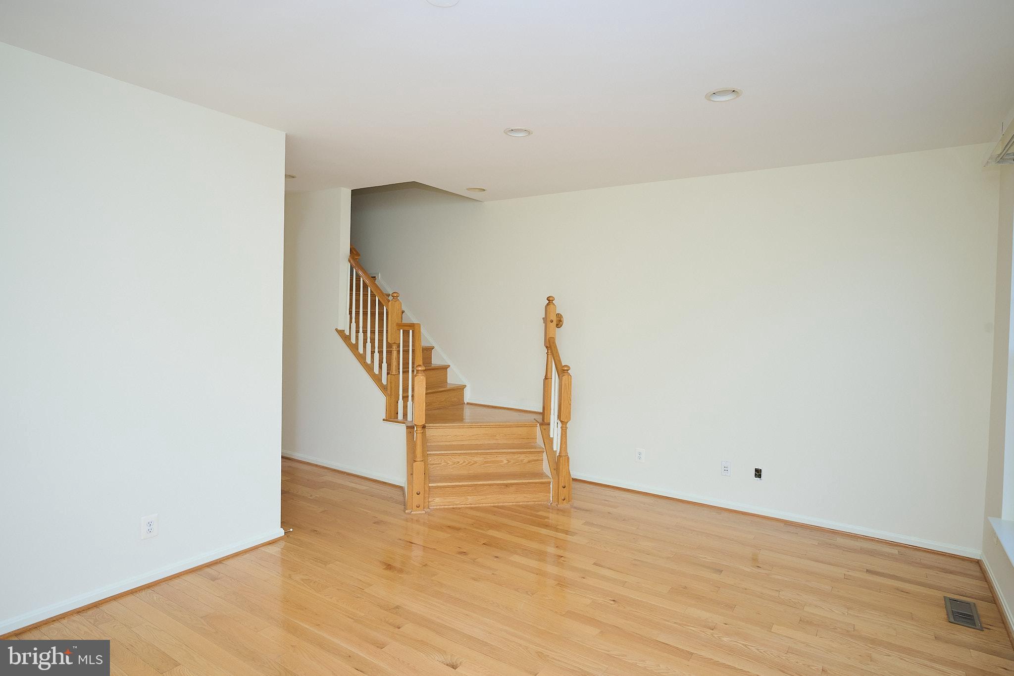 BROADLANDS SOUTH - Residential Lease