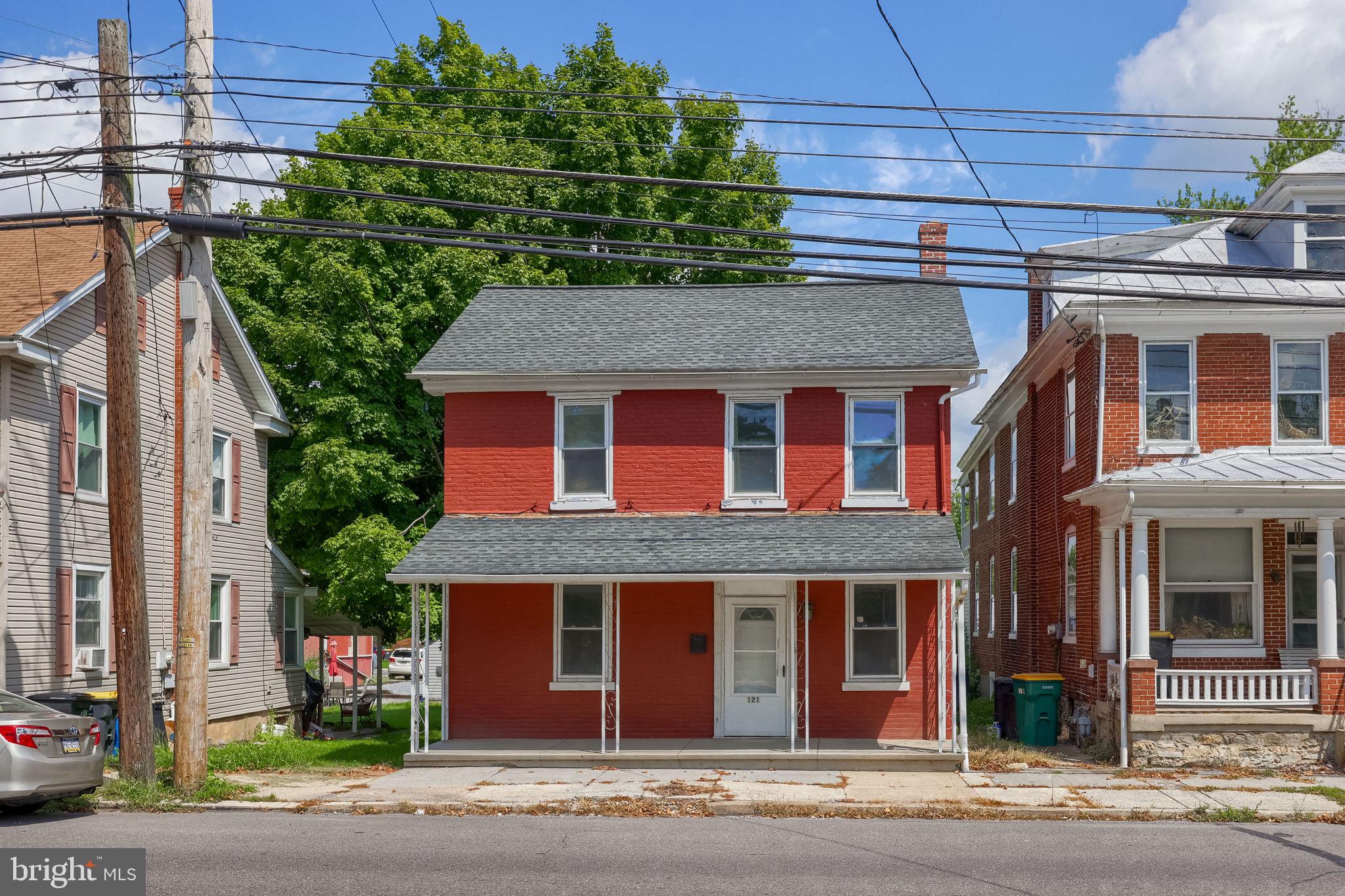 121 W PENN AVENUE