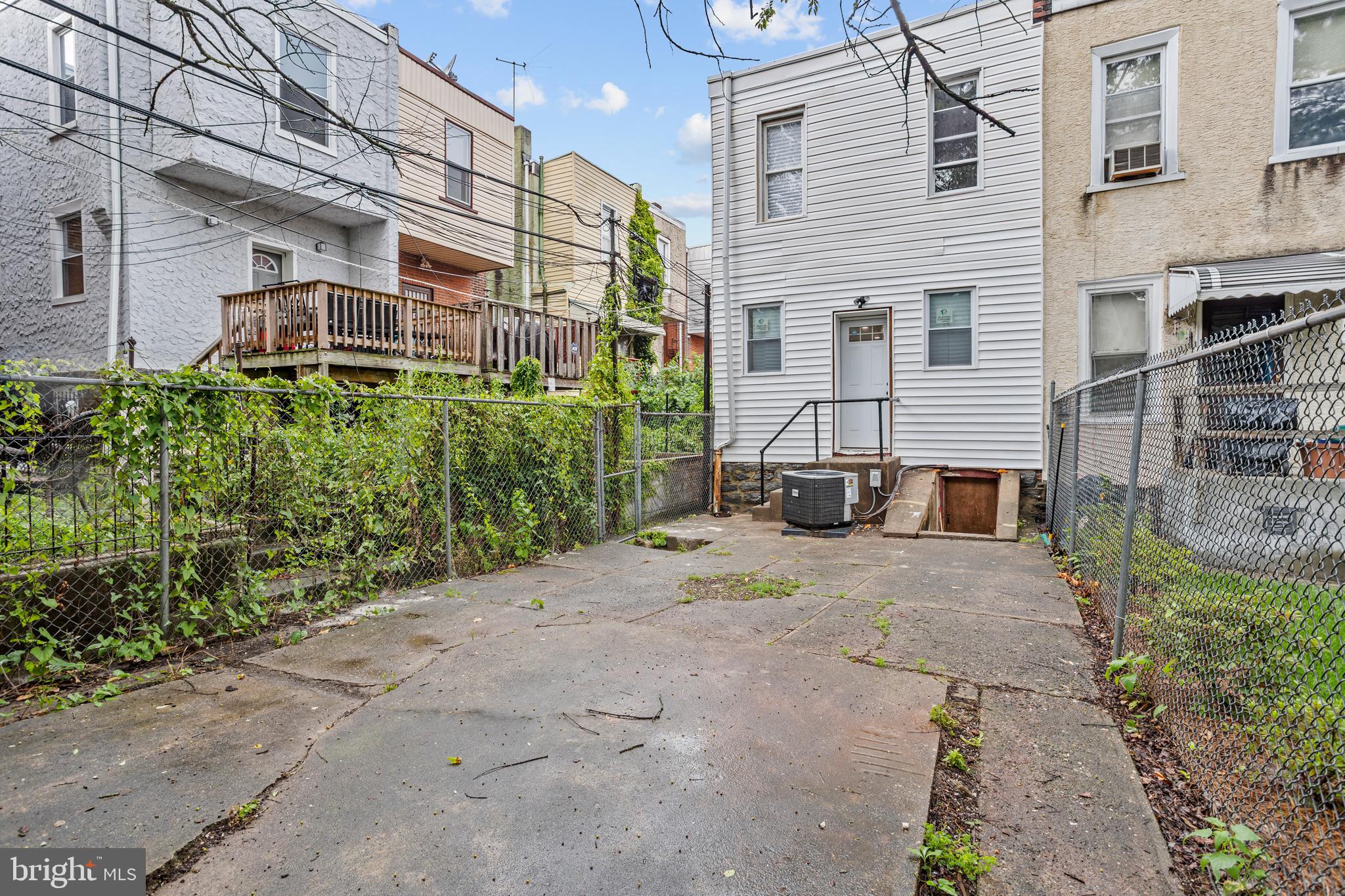 COBBS CREEK - Residential