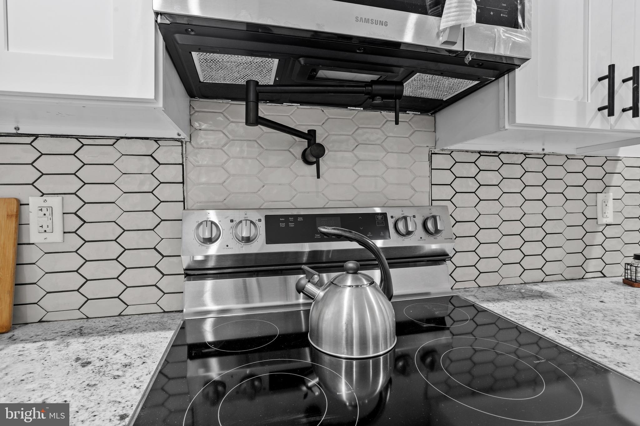 COBBS CREEK - Residential