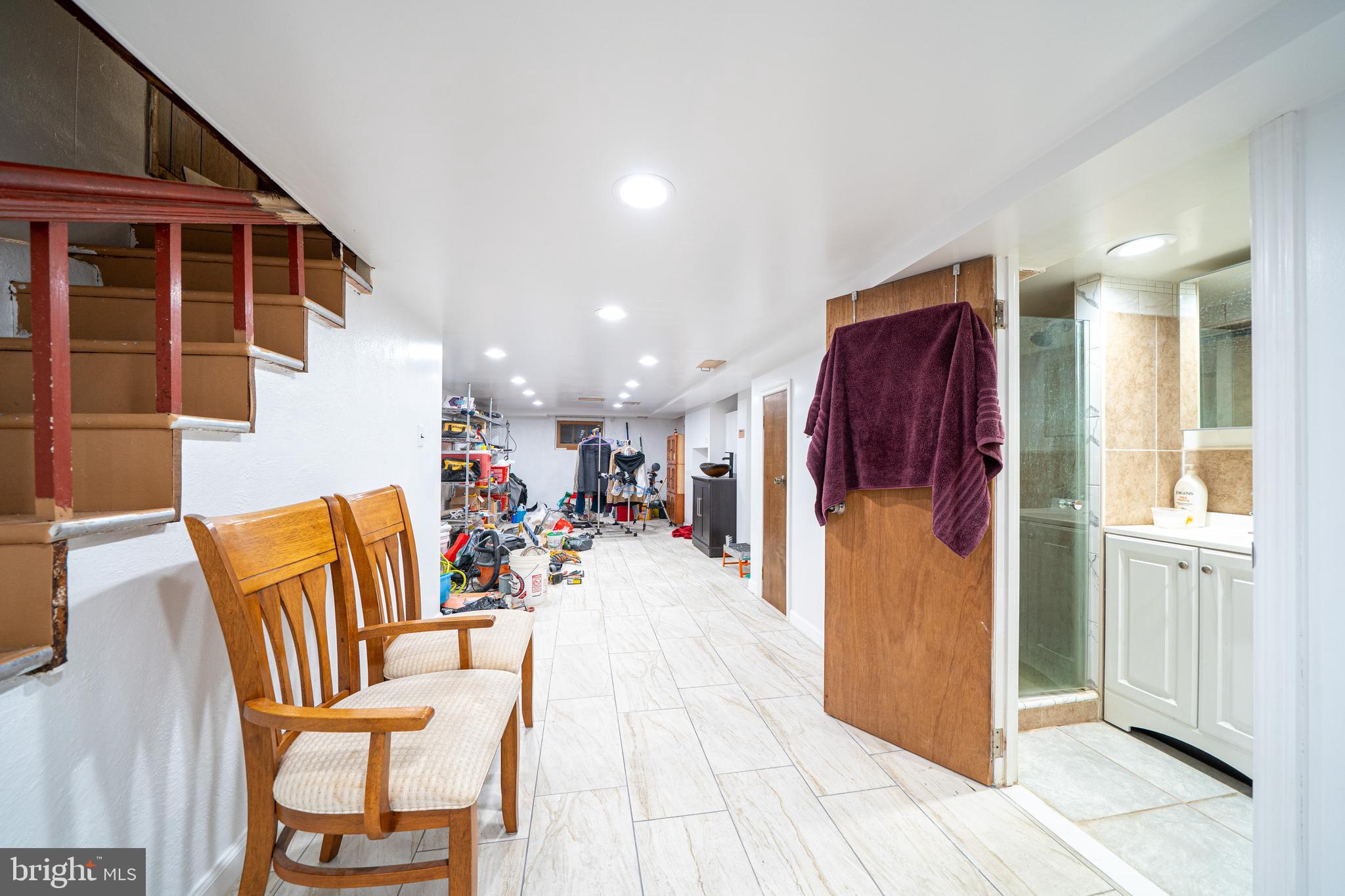 WHITMAN - Residential