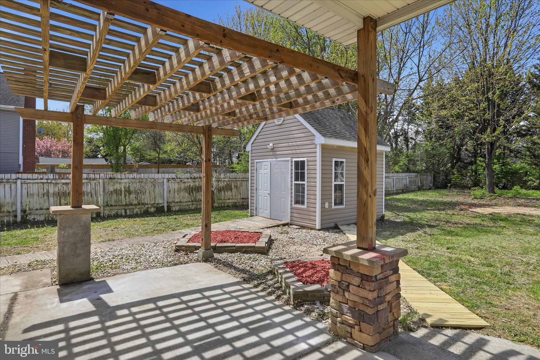 GREENBRIAR VILLAGE - Residential