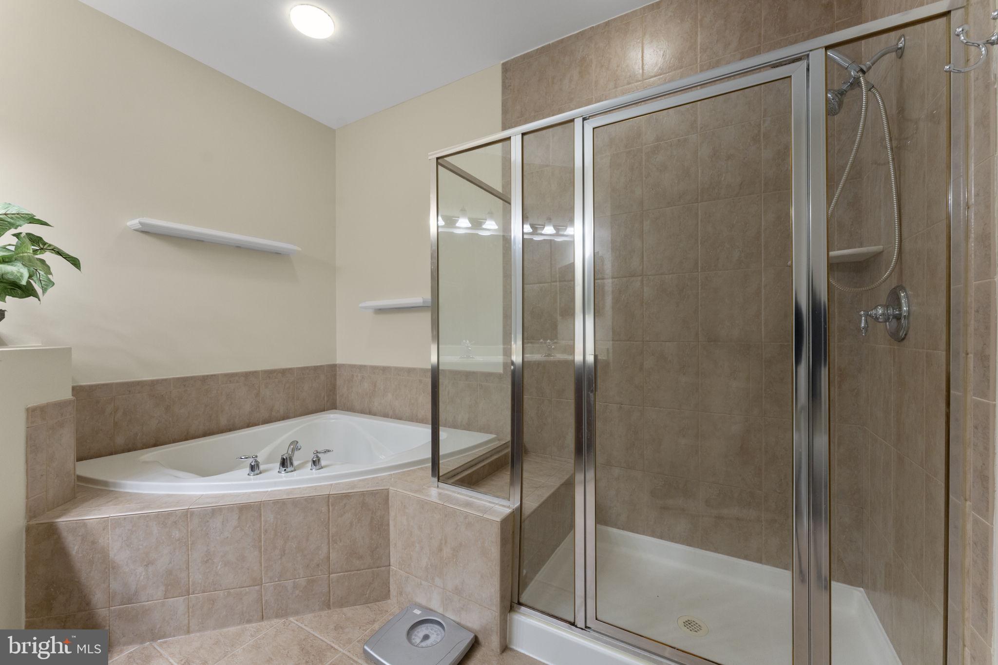 THE RESERVE CONDOMINIUMS - Residential