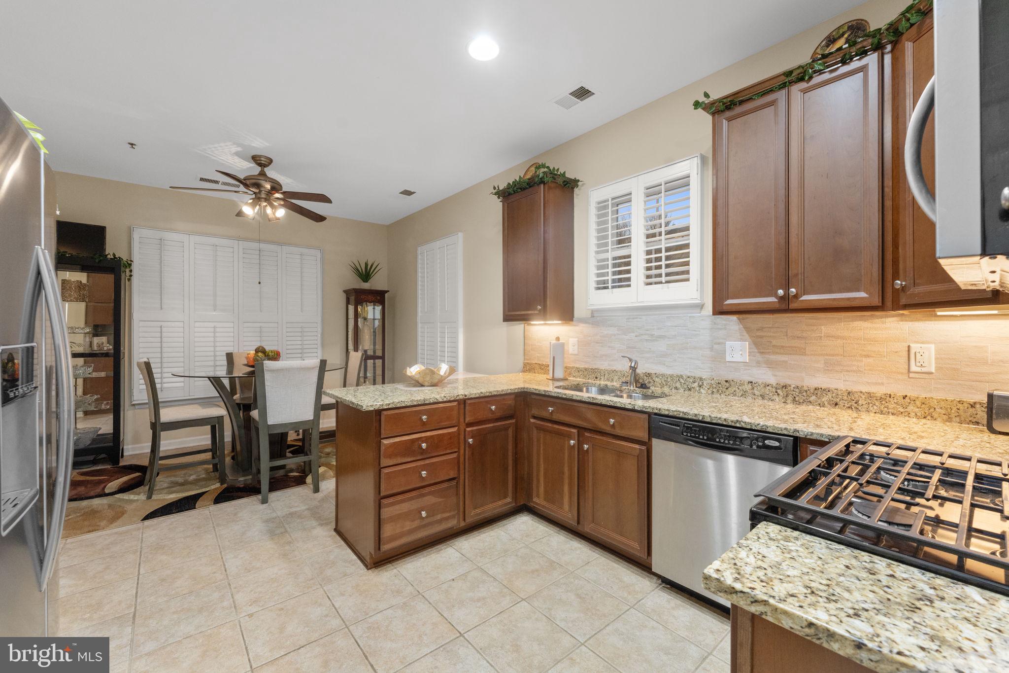 THE RESERVE CONDOMINIUMS - Residential