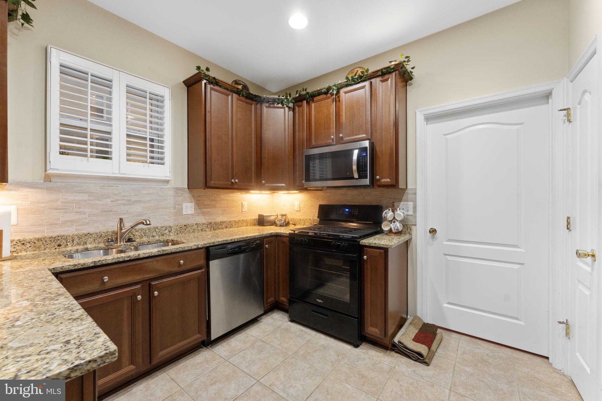 THE RESERVE CONDOMINIUMS - Residential