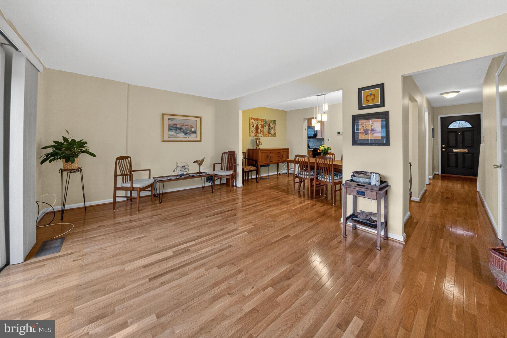 PLYMOUTH WOODS - Residential