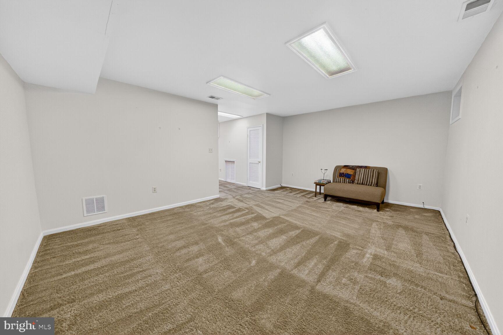 PLYMOUTH WOODS - Residential