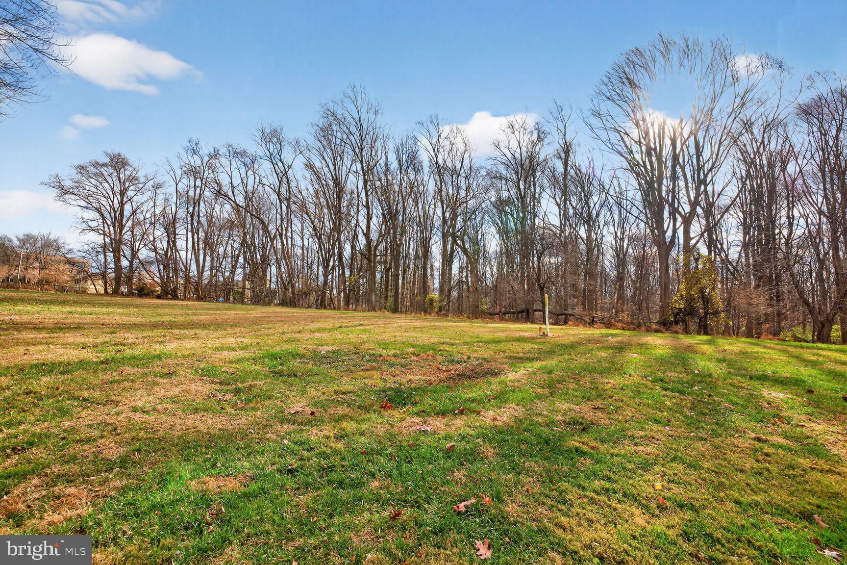 PLYMOUTH WOODS - Residential