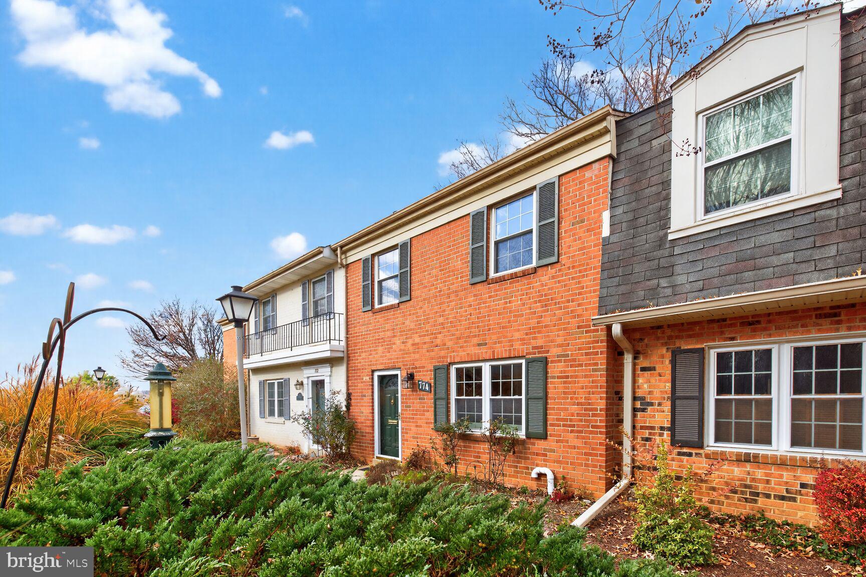 PLYMOUTH WOODS - Residential