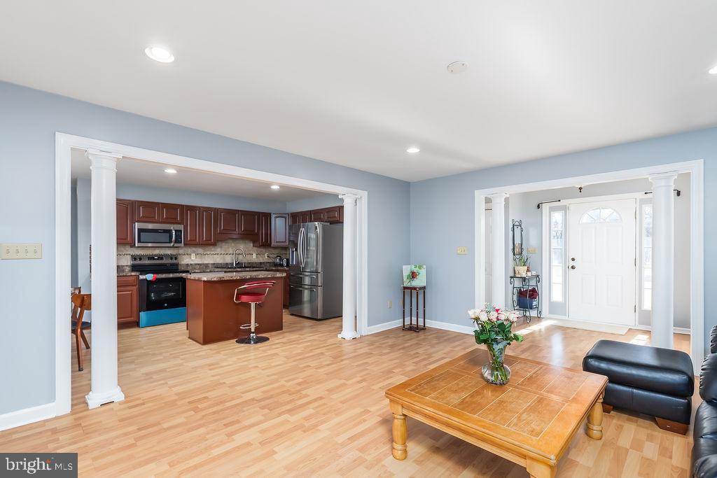 SPRINGHILL ACRES - Residential