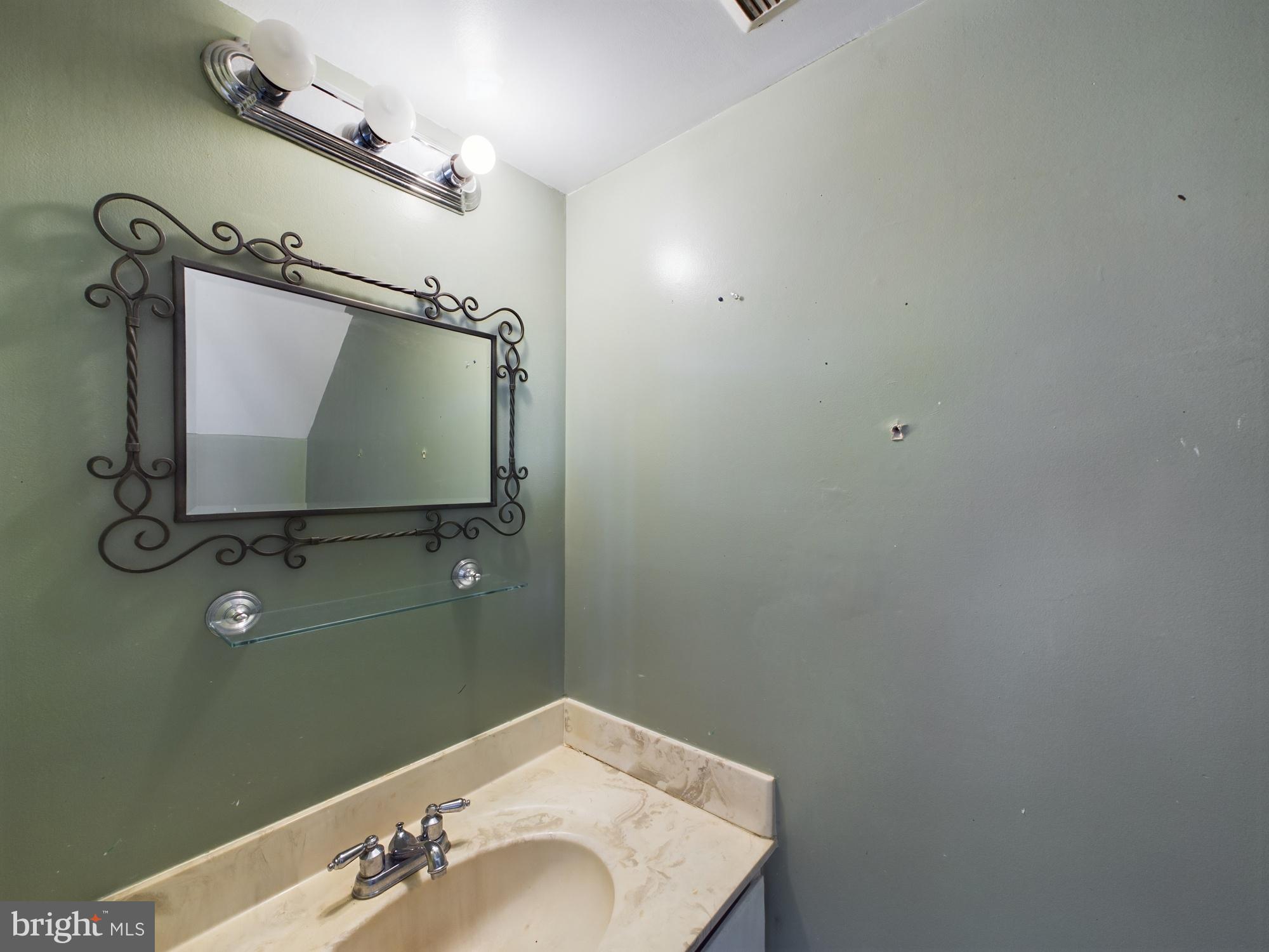 LAKE VILLAGE MANOR - Residential