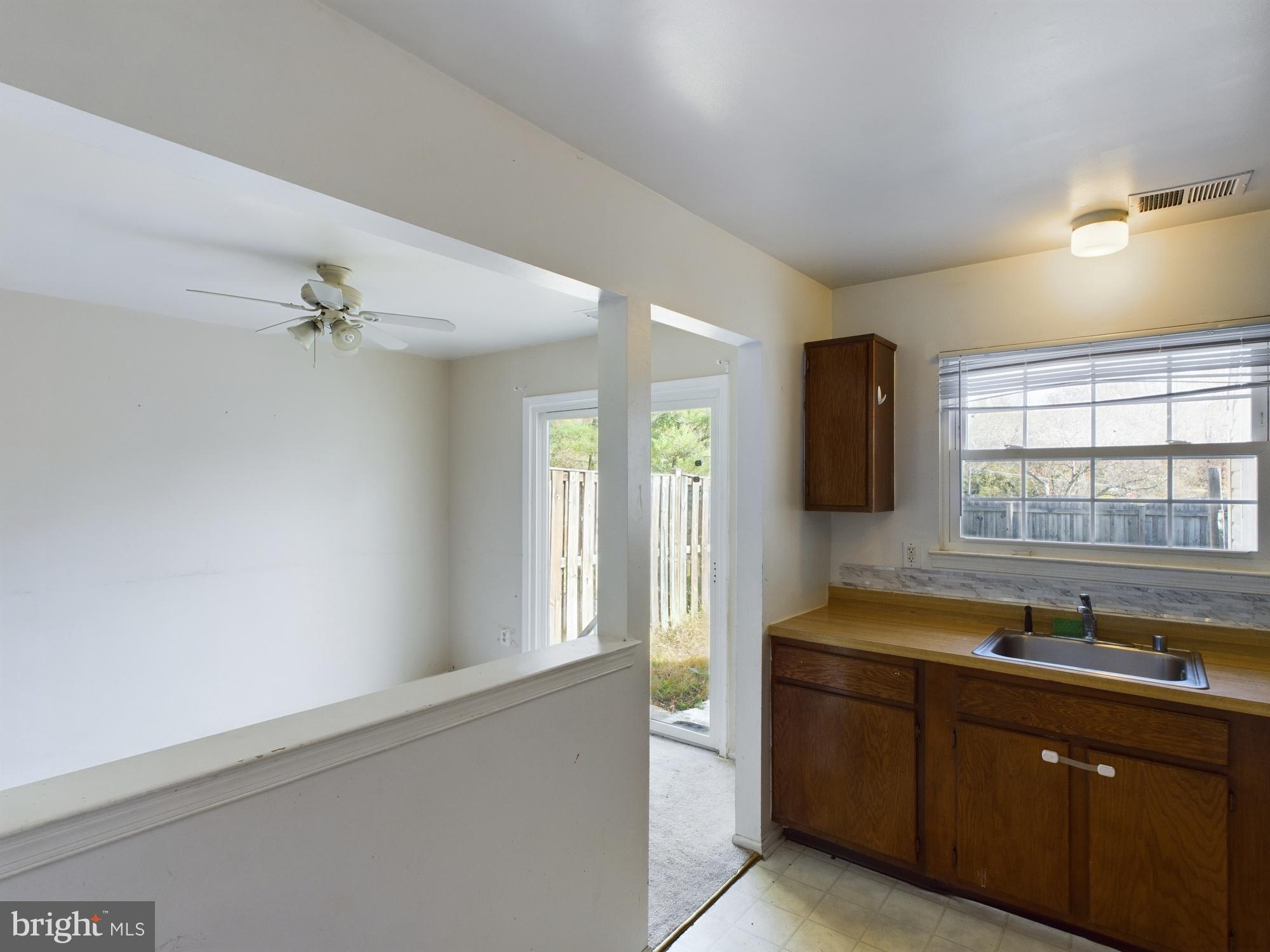 LAKE VILLAGE MANOR - Residential