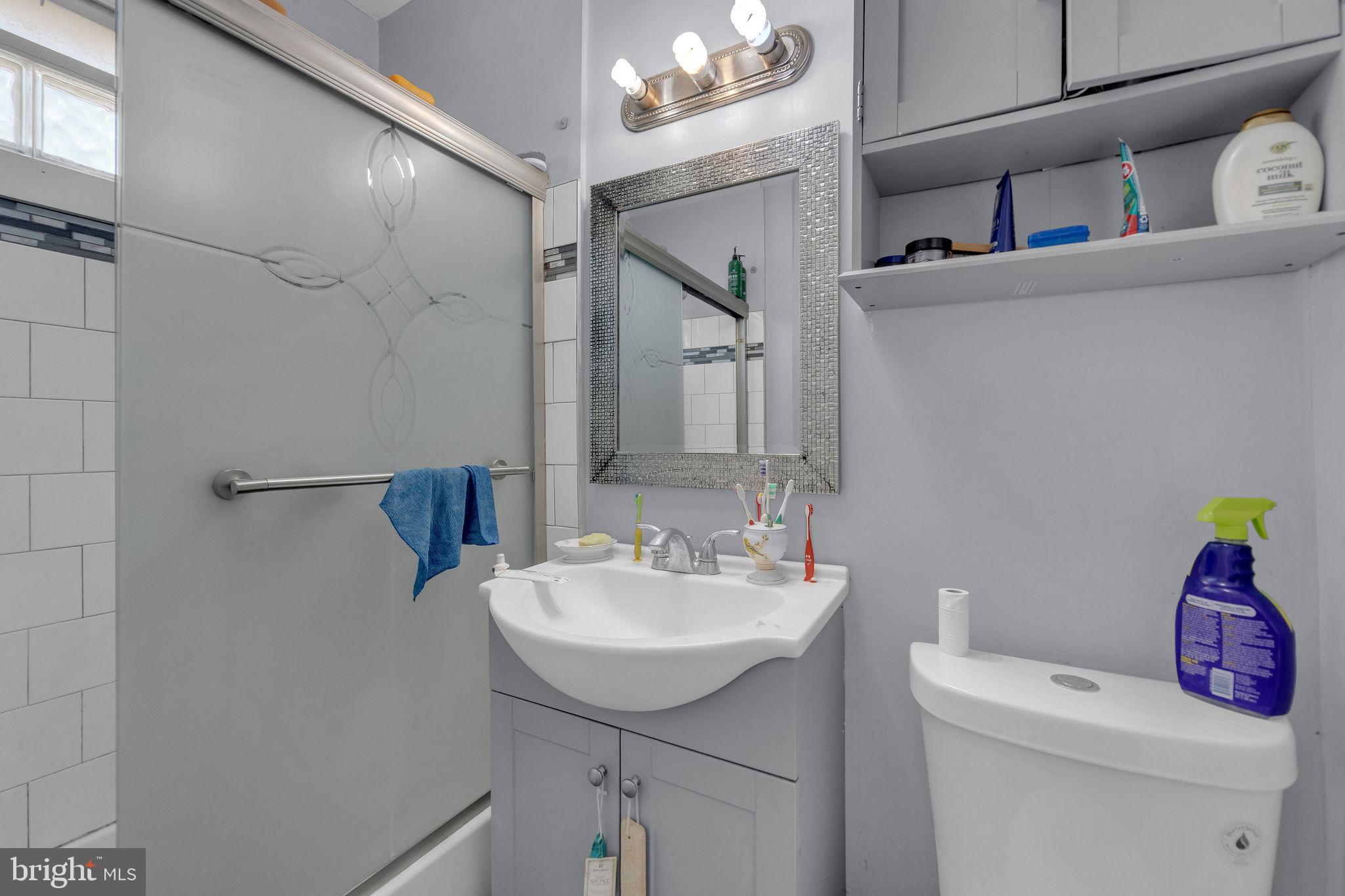 YEADON - Residential