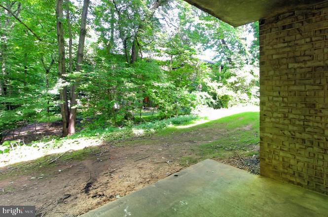 SHADOWOOD - Residential Lease