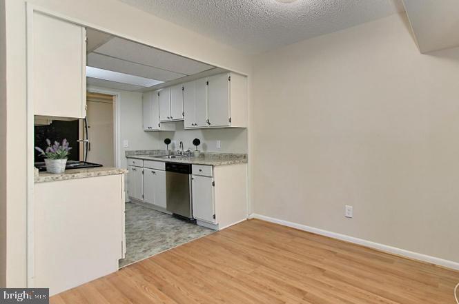 SHADOWOOD - Residential Lease