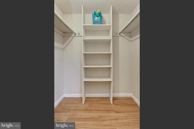 SHADOWOOD - Residential Lease