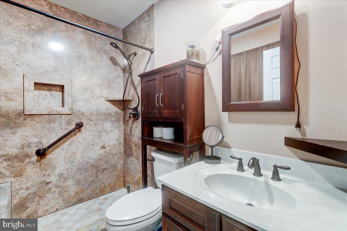 A O DILLE FARM - Residential