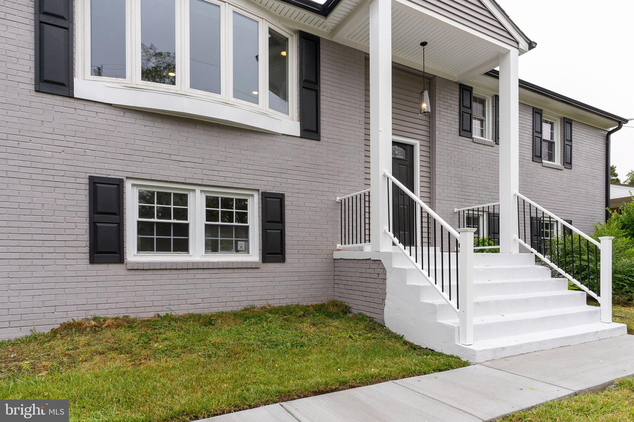 COUNTRY CLUB SOUTH - Residential