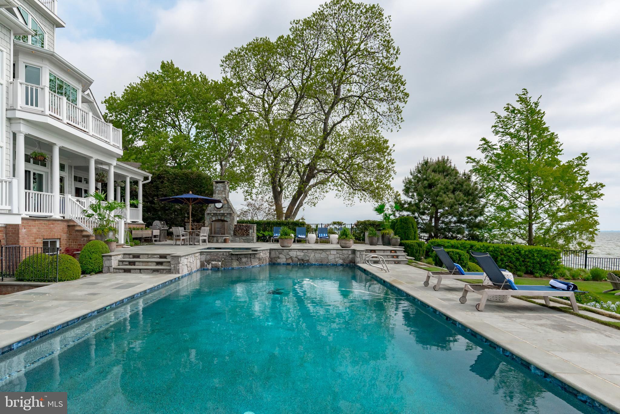 EASTPORT - Residential