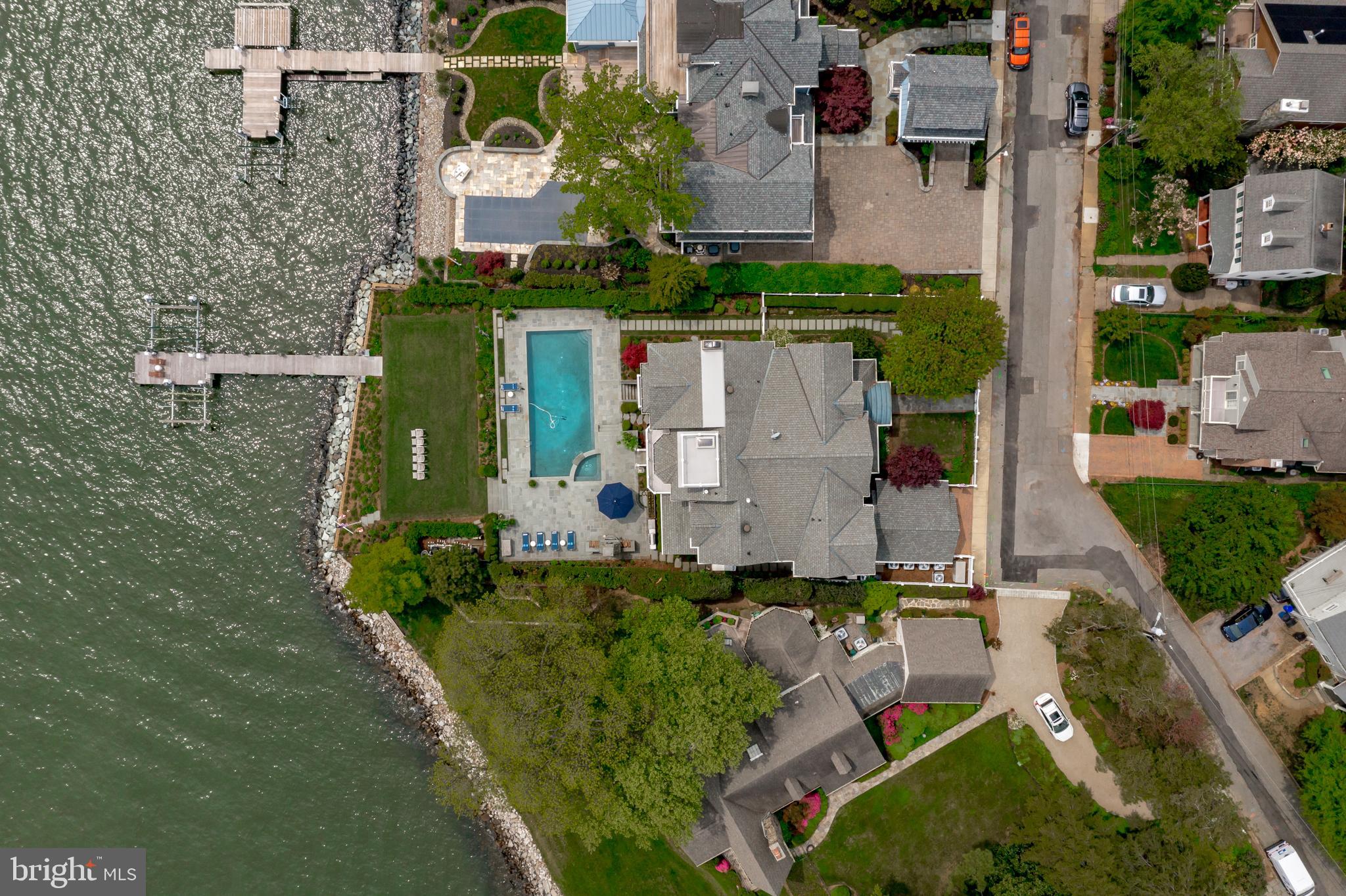 EASTPORT - Residential