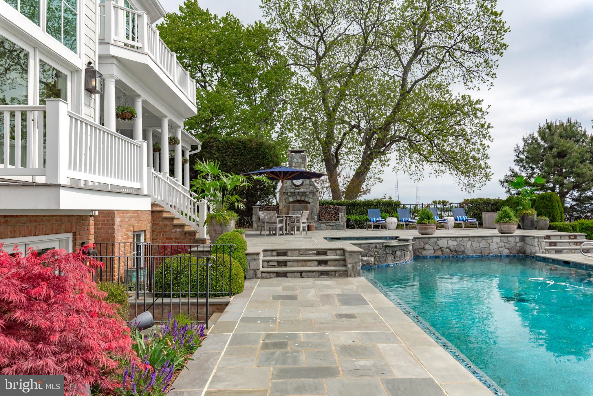 EASTPORT - Residential