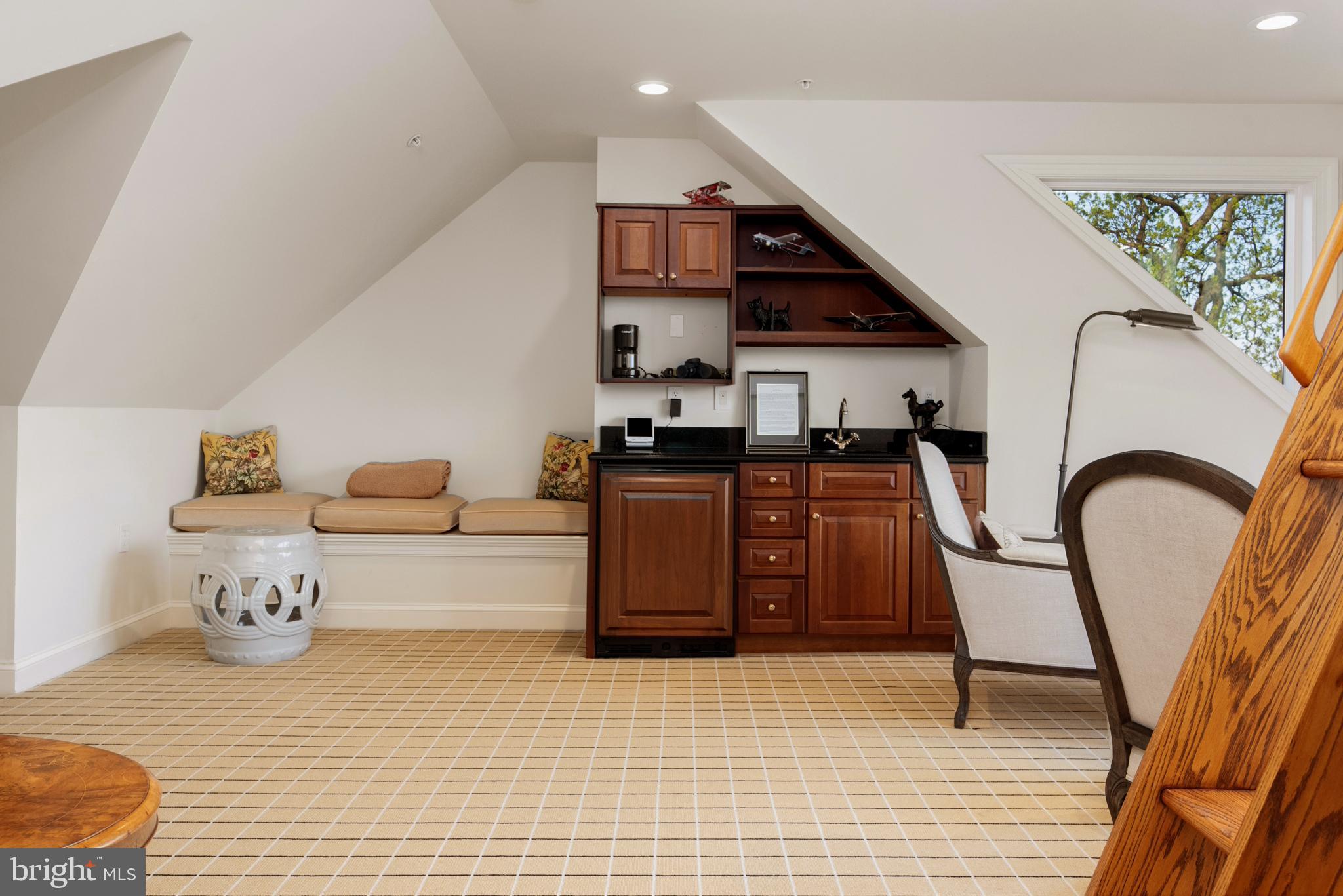 EASTPORT - Residential