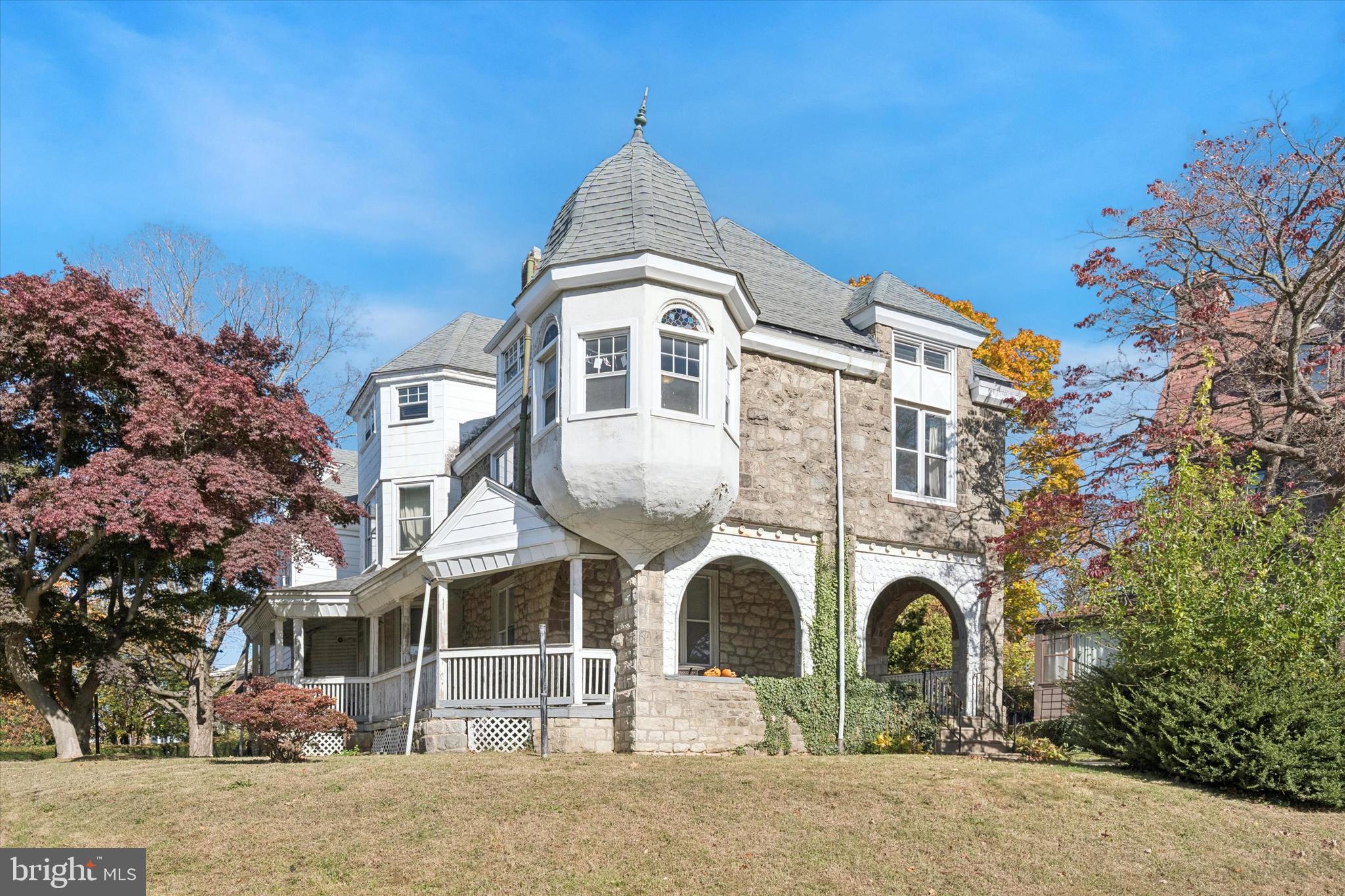 MANAYUNK - Residential Lease