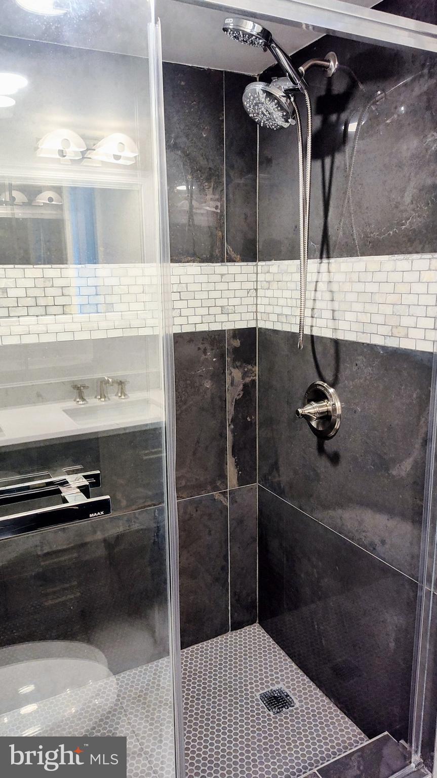 TOWERS IN WESTCHESTER PARK - Residential Lease