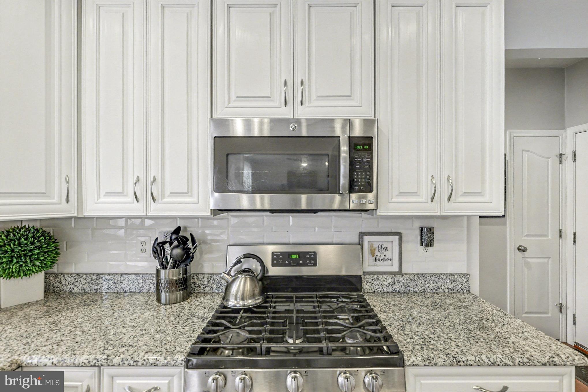 MAGNOLIA GREEN - Residential