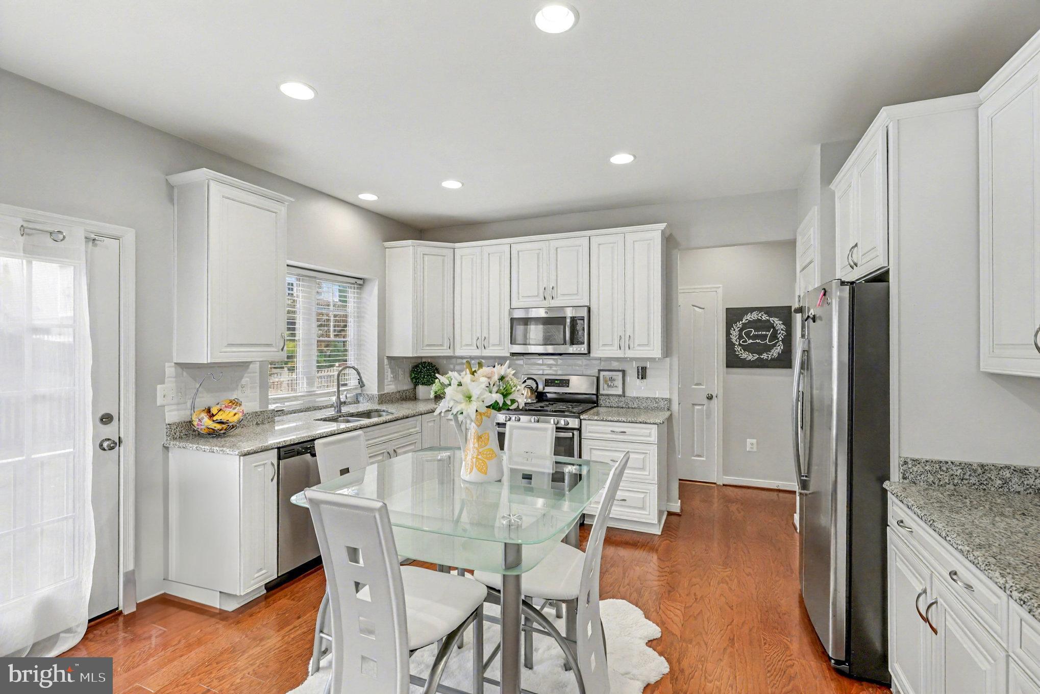 MAGNOLIA GREEN - Residential