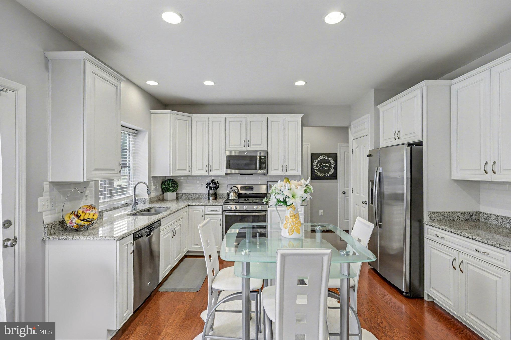 MAGNOLIA GREEN - Residential