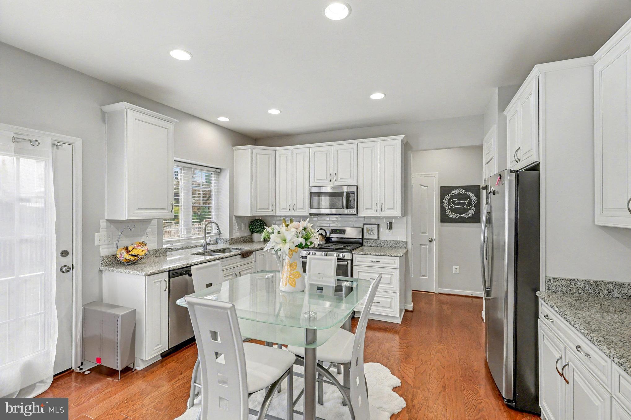 MAGNOLIA GREEN - Residential