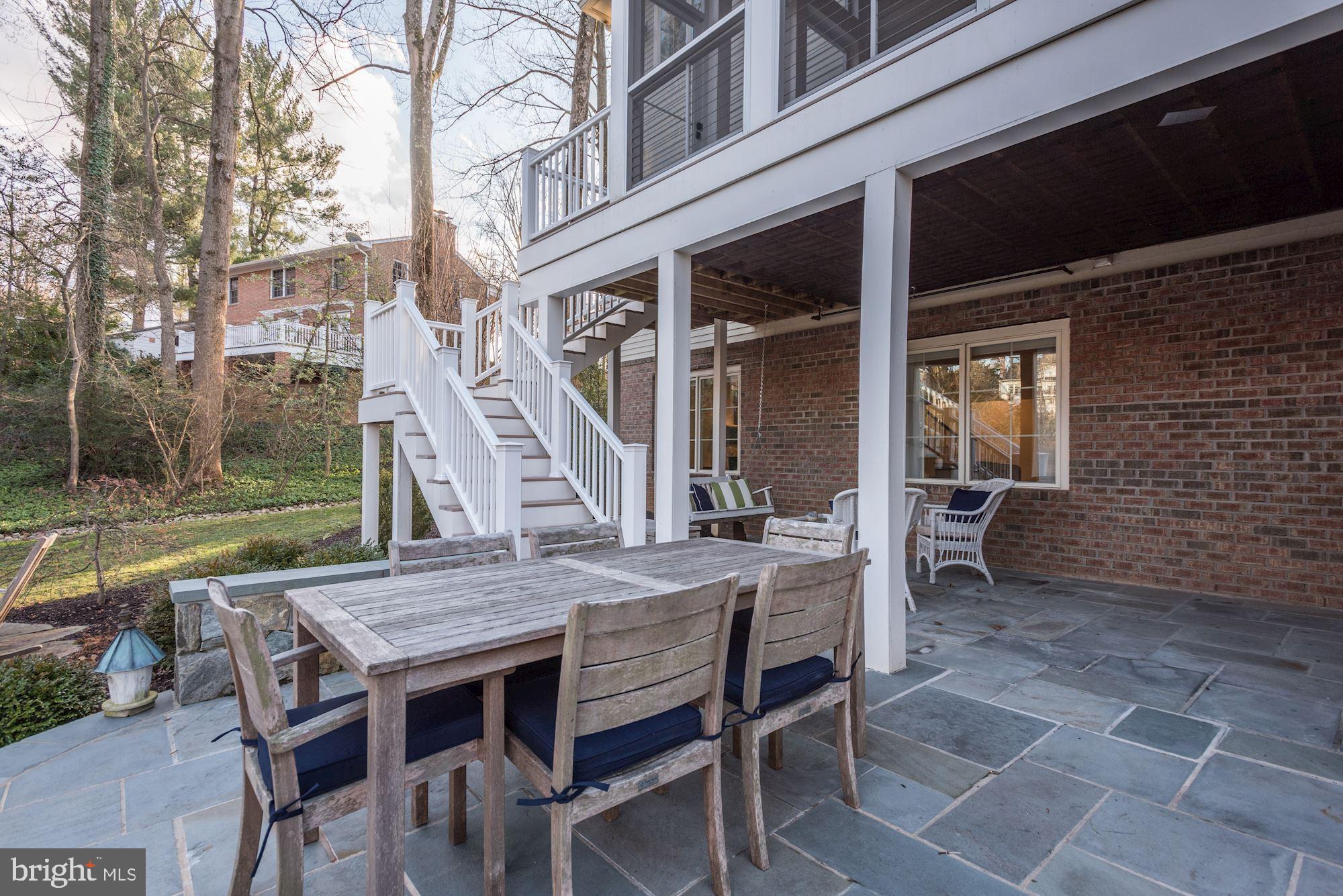 FOREST VILLA - Residential