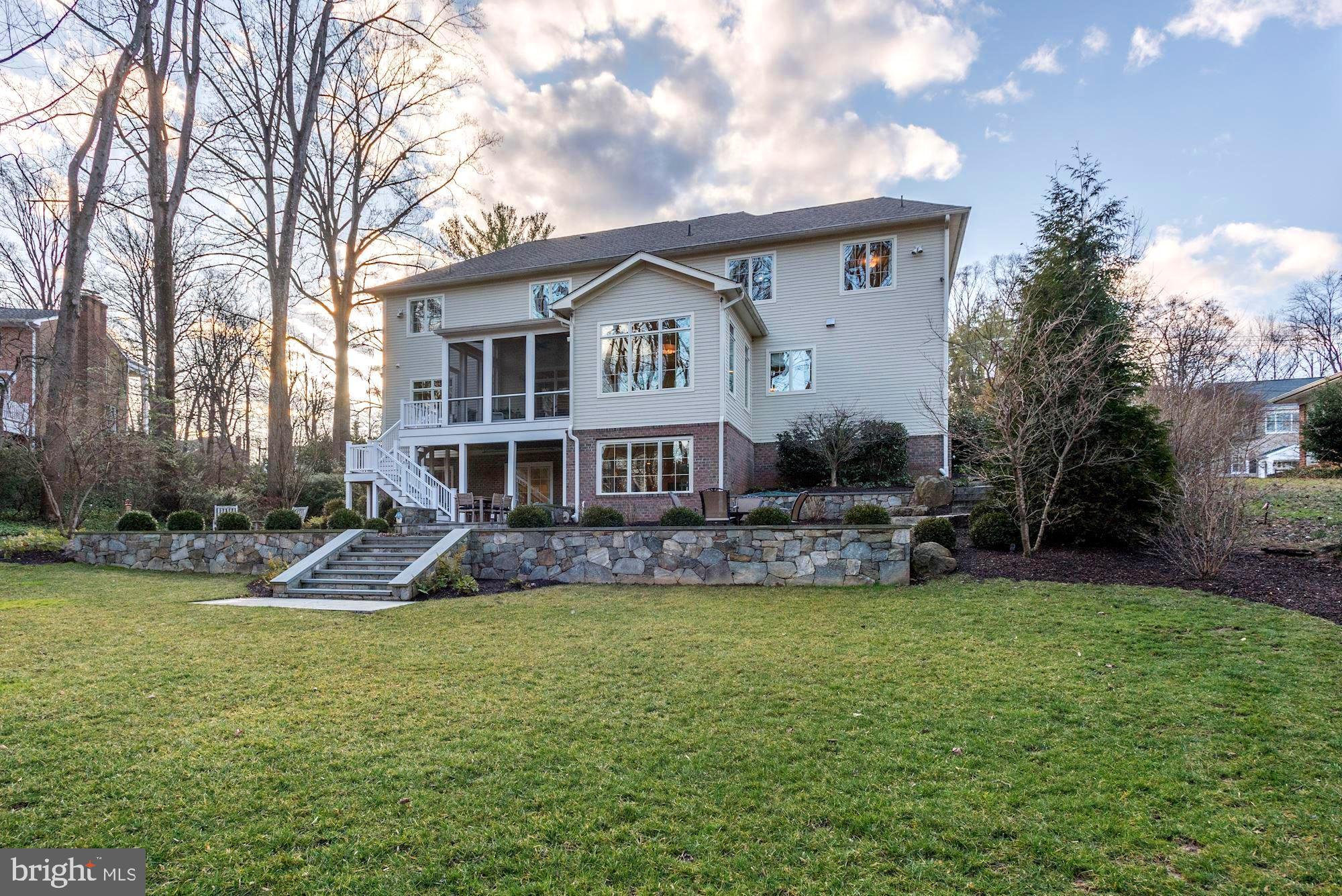 FOREST VILLA - Residential